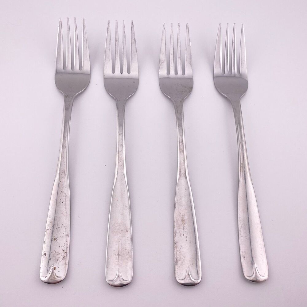 4 Dinner Forks VILLAGE COMMON Oneida Northland Stainless 7 1/2”
